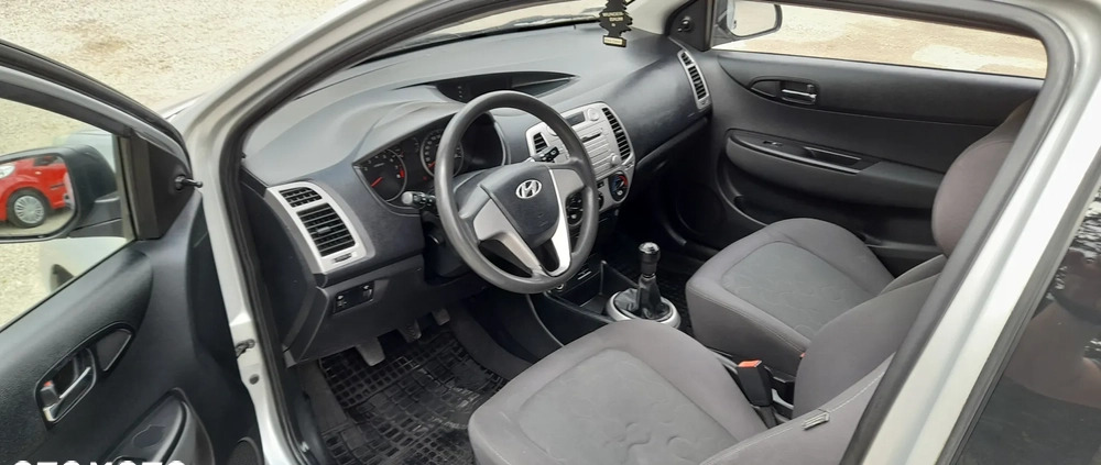 Hyundai i20 cena 11500 przebieg: 290000, rok produkcji 2009 z Oleszyce małe 211